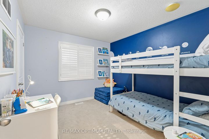 Photo 26 at 3302 Robert Brown Boulevard, GO Glenorchy, Oakville