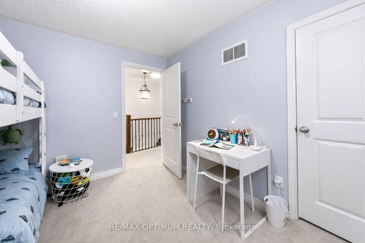 Photo 27 at 3302 Robert Brown Boulevard, GO Glenorchy, Oakville