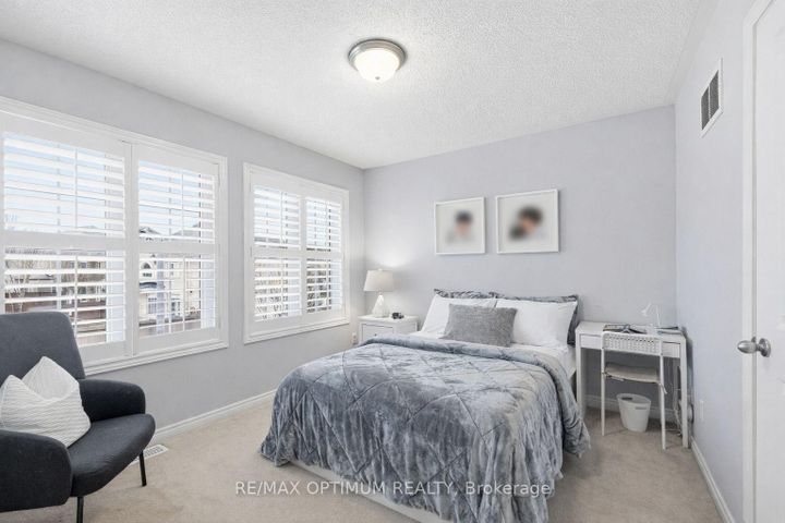 Photo 28 at 3302 Robert Brown Boulevard, GO Glenorchy, Oakville