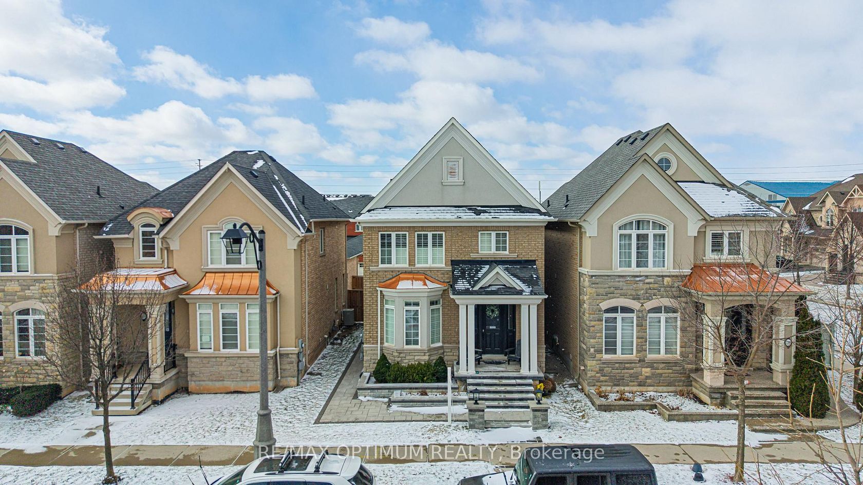 3302 Robert Brown Boulevard, GO Glenorchy, Oakville 2