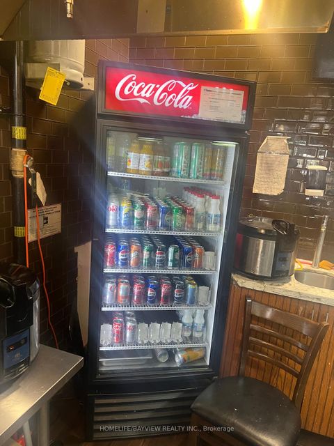 Photo 7 at 8A - 2558 Finch Avenue W, Humber Summit, Toronto