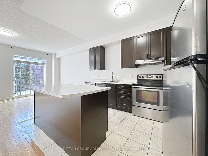 Photo 6 at 14 - 8777 Dufferin Street, Patterson, Vaughan