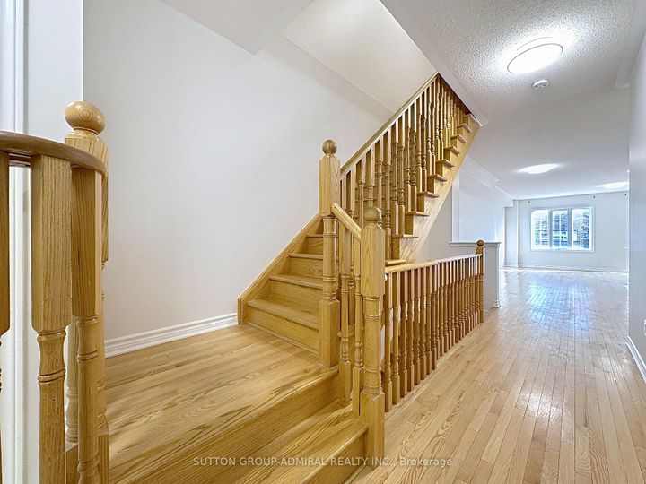 Photo 10 at 14 - 8777 Dufferin Street, Patterson, Vaughan