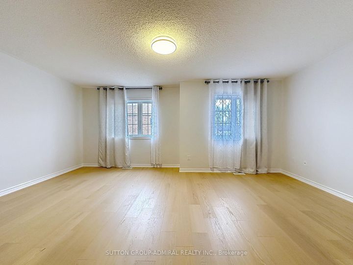 Photo 13 at 14 - 8777 Dufferin Street, Patterson, Vaughan