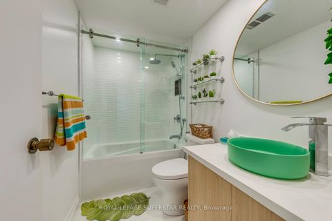 Photo 15 at 2011 - 2045 Lakeshore Boulevard W, Mimico, Toronto