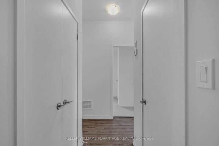 Photo 4 at 129 - 40 William Jackson Way, New Toronto, Toronto