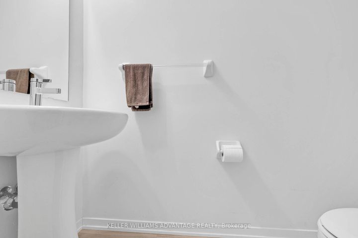 Photo 13 at 129 - 40 William Jackson Way, New Toronto, Toronto