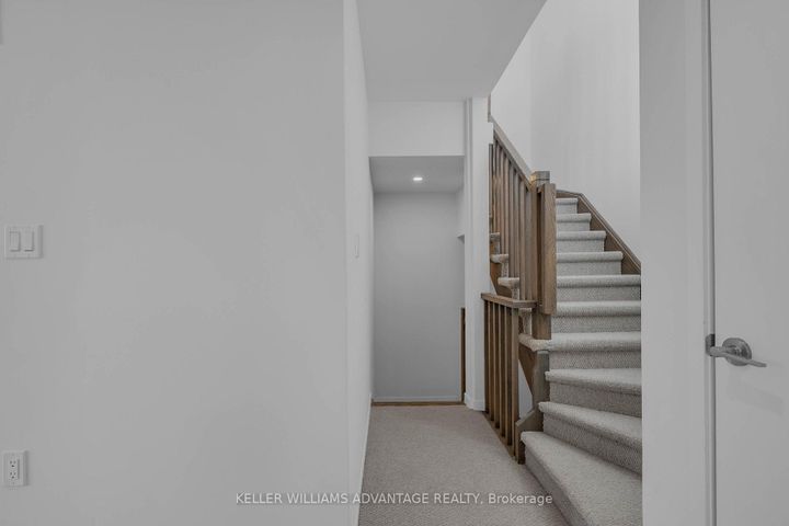 Photo 14 at 129 - 40 William Jackson Way, New Toronto, Toronto