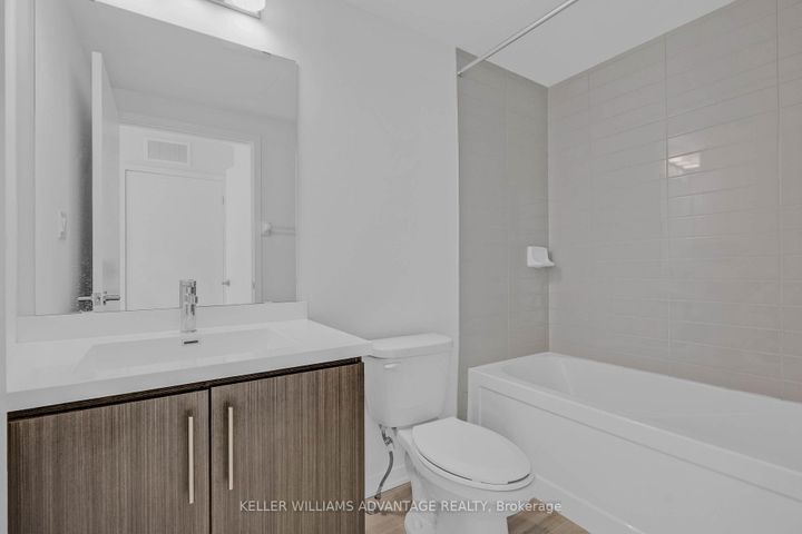Photo 19 at 129 - 40 William Jackson Way, New Toronto, Toronto