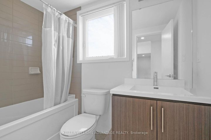 Photo 22 at 129 - 40 William Jackson Way, New Toronto, Toronto