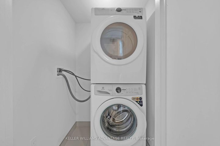 Photo 23 at 129 - 40 William Jackson Way, New Toronto, Toronto