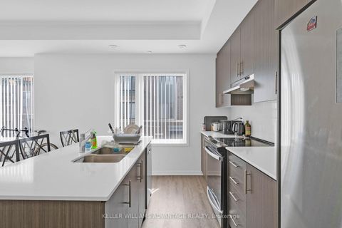 Photo 9 at 129 - 40 William Jackson Way, New Toronto, Toronto