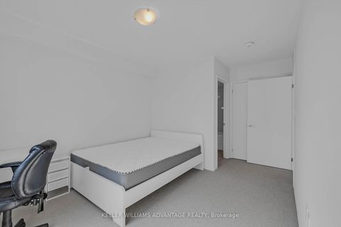 Photo 17 at 129 - 40 William Jackson Way, New Toronto, Toronto