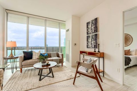 Photo 13 at 2705 - 8 Eglinton Avenue E, Mount Pleasant West, Toronto