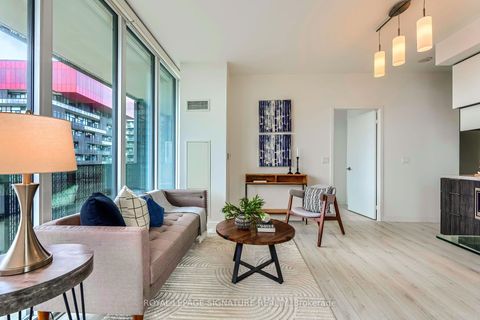 Photo 15 at 2705 - 8 Eglinton Avenue E, Mount Pleasant West, Toronto