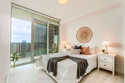 Photo 16 at 2705 - 8 Eglinton Avenue E, Mount Pleasant West, Toronto