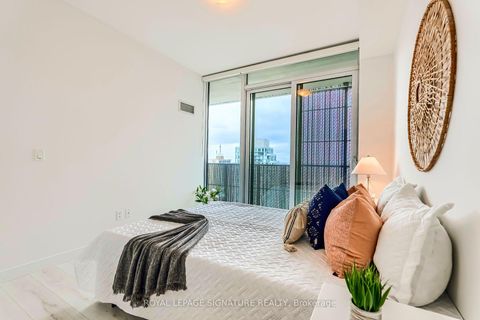 Photo 19 at 2705 - 8 Eglinton Avenue E, Mount Pleasant West, Toronto