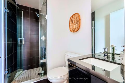 Photo 20 at 2705 - 8 Eglinton Avenue E, Mount Pleasant West, Toronto