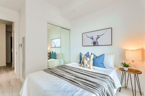 Photo 22 at 2705 - 8 Eglinton Avenue E, Mount Pleasant West, Toronto