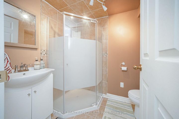 Photo 31 at 43 Rockgarden Trail, Wellington, Brampton