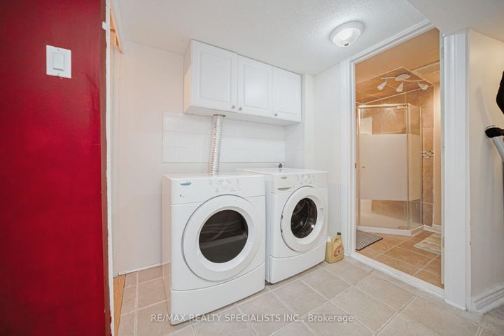 Photo 32 at 43 Rockgarden Trail, Wellington, Brampton