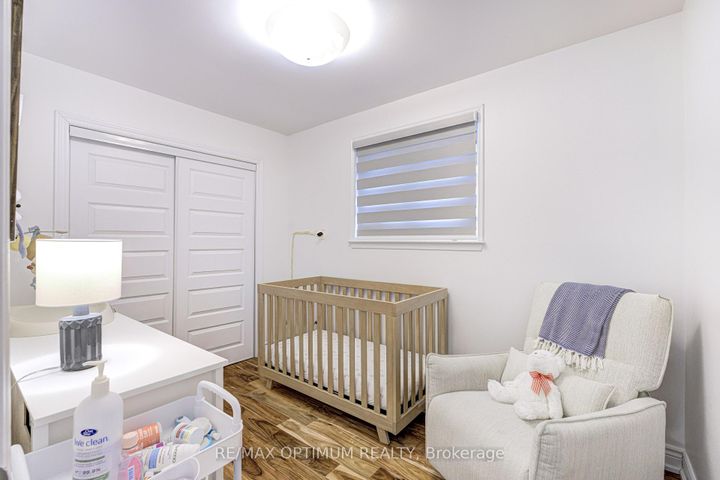 Photo 27 at 2481 Bromsgrove Road, Clarkson, Mississauga