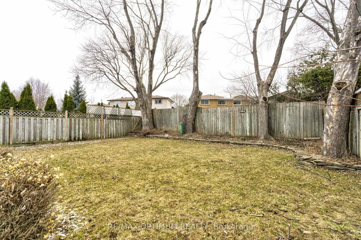 Photo 41 at 2481 Bromsgrove Road, Clarkson, Mississauga