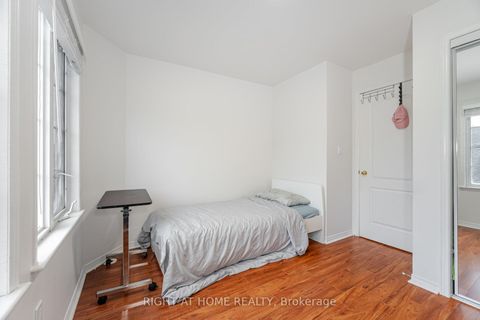 Photo 25 at B18 - 108 Finch Avenue W, Newtonbrook West, Toronto