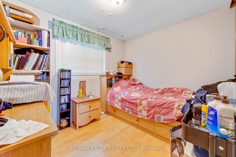 Photo 13 at 93 Bradstone Square, Malvern, Toronto