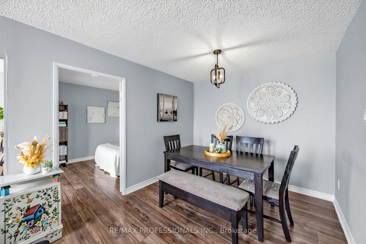 Photo 8 at 1410 - 50 Kingsbridge Garden Circle, Hurontario, Mississauga