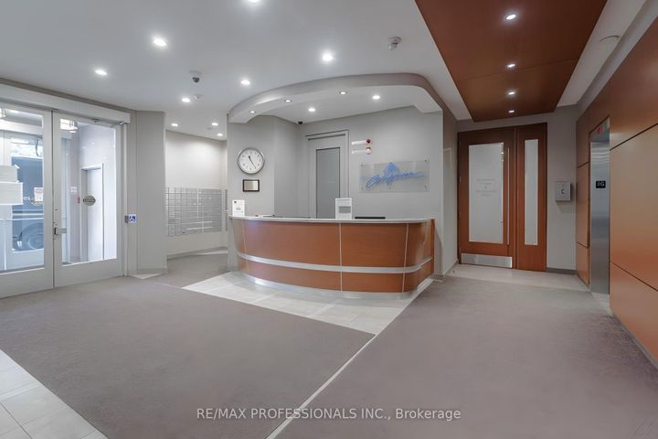 Photo 24 at 1410 - 50 Kingsbridge Garden Circle, Hurontario, Mississauga