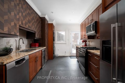 Photo 7 at 283 Lansdowne Avenue, Little Portugal, Toronto