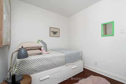 Photo 18 at 283 Lansdowne Avenue, Little Portugal, Toronto