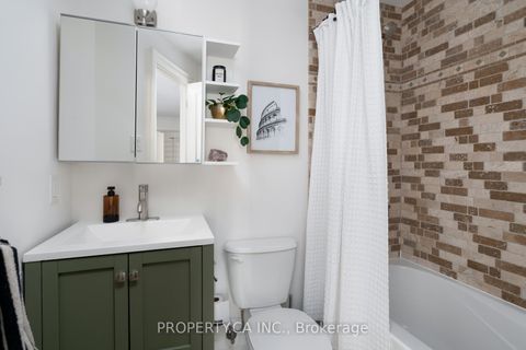 Photo 19 at 283 Lansdowne Avenue, Little Portugal, Toronto