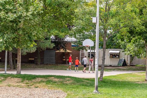 Photo 43 at 283 Lansdowne Avenue, Little Portugal, Toronto