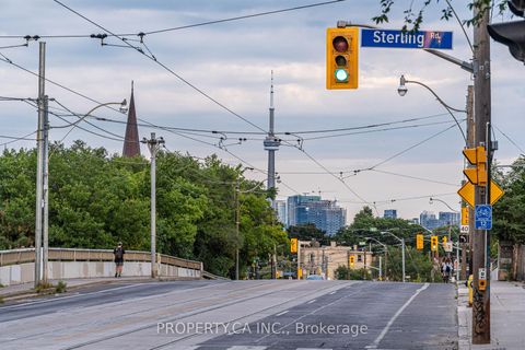 Photo 49 at 283 Lansdowne Avenue, Little Portugal, Toronto