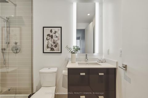 Photo 14 at 707 - 835 St Clair Avenue W, Wychwood, Toronto