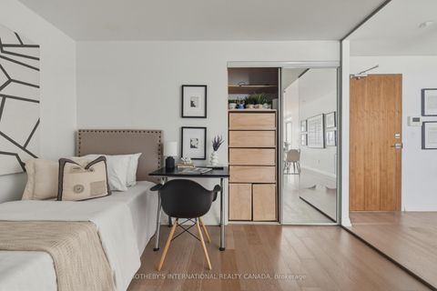 Photo 17 at 707 - 835 St Clair Avenue W, Wychwood, Toronto