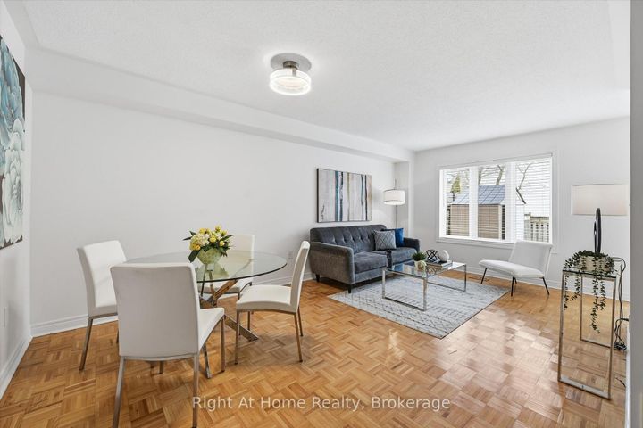 Photo 12 at 2255 Hummingbird Way, WT West Oak Trails, Oakville