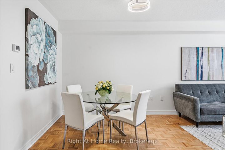 Photo 14 at 2255 Hummingbird Way, WT West Oak Trails, Oakville