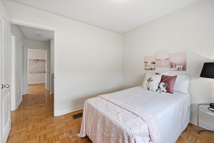 Photo 27 at 2255 Hummingbird Way, WT West Oak Trails, Oakville