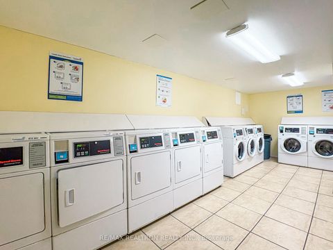 Photo 17 at 1608 - 5949 Yonge Street, Newtonbrook East, Toronto