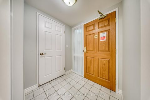 Photo 5 at 208 - 115 Bonis Avenue, Sullivan, Toronto