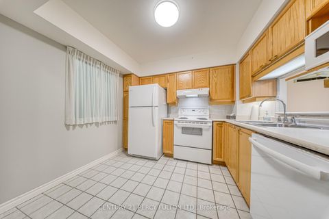 Photo 7 at 208 - 115 Bonis Avenue, Sullivan, Toronto