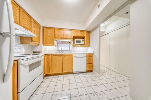 Photo 8 at 208 - 115 Bonis Avenue, Sullivan, Toronto