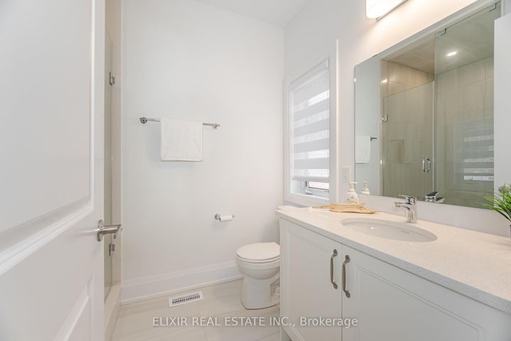 Photo 23 at 33 Sculpture Garden Lane, Kleinburg, Vaughan