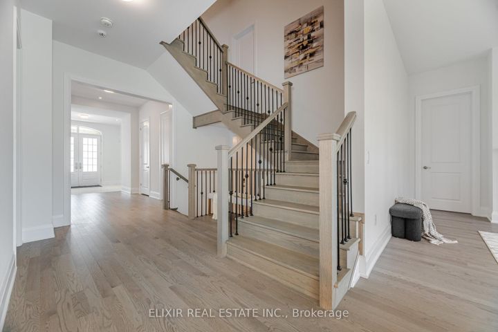 Photo 25 at 33 Sculpture Garden Lane, Kleinburg, Vaughan