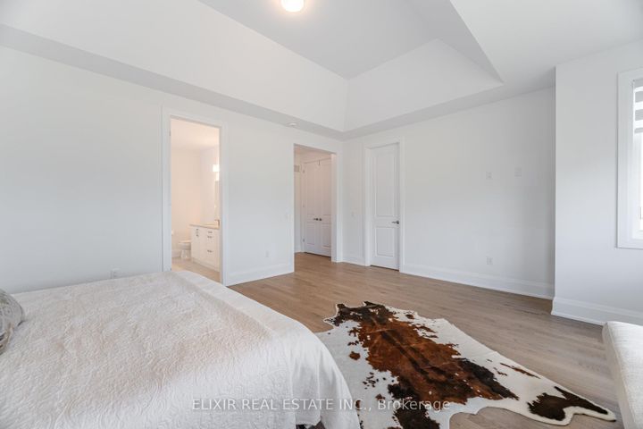 Photo 31 at 33 Sculpture Garden Lane, Kleinburg, Vaughan