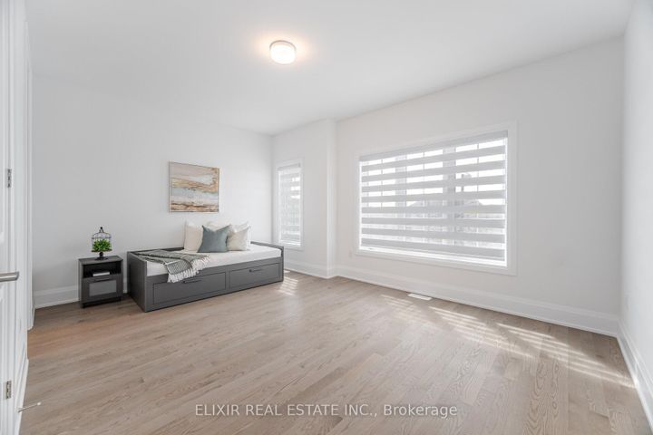 Photo 39 at 33 Sculpture Garden Lane, Kleinburg, Vaughan