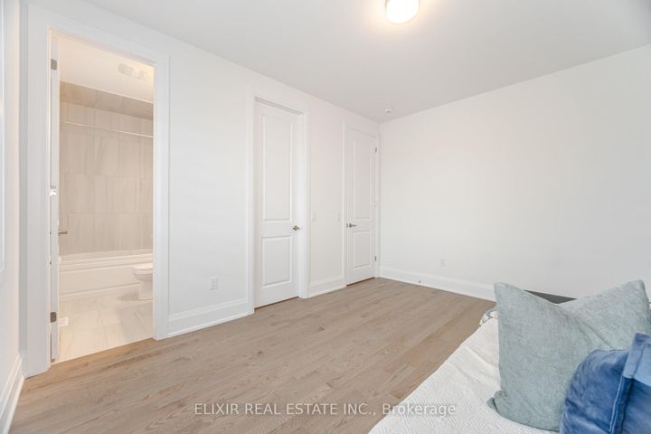 Photo 42 at 33 Sculpture Garden Lane, Kleinburg, Vaughan